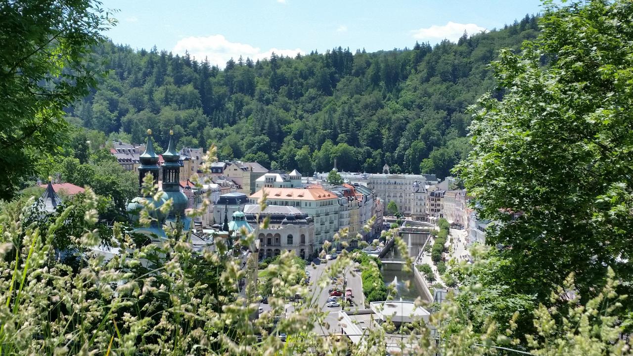 Penzion Valkoun-Lilienfeld Karlovy Vary Exterior photo